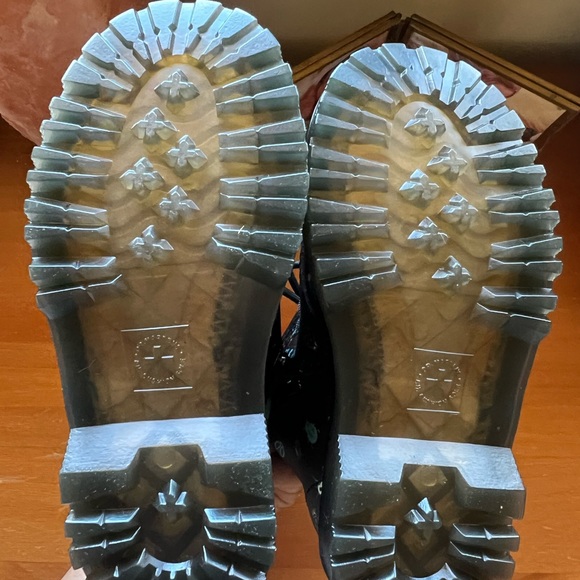 Toddler 1460 Glow in the Dark Bugs Lace Up Boots in Black - Picture 5 of 6